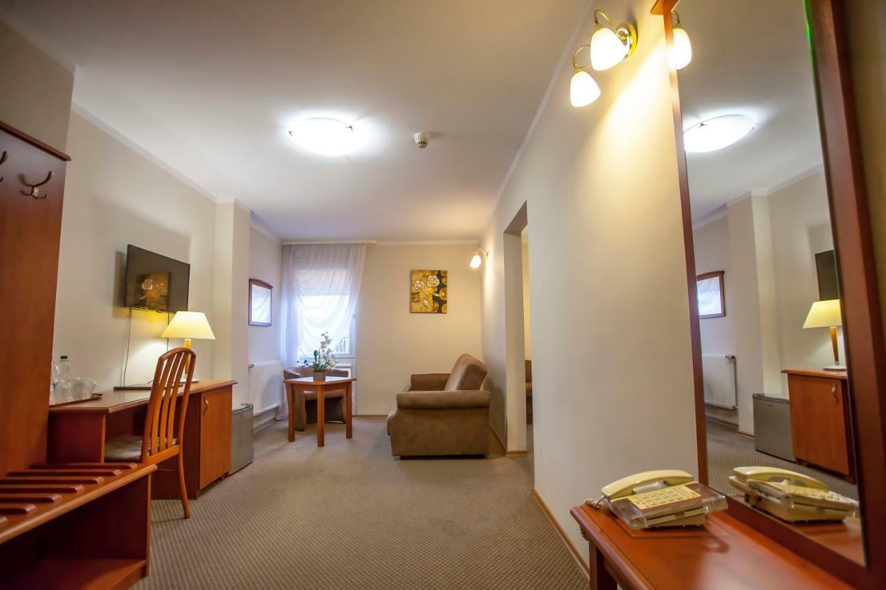 Hotel Gromada Łomża Extérieur photo